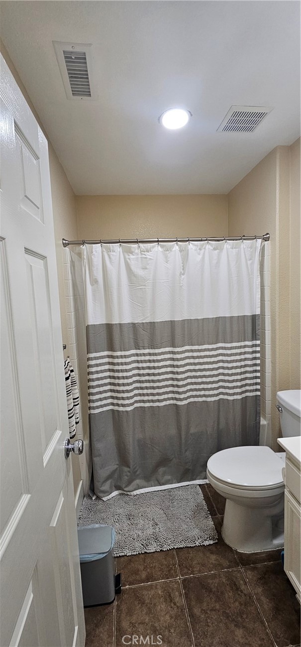 Detail Gallery Image 12 of 20 For 1887 Adria Ct, Riverside,  CA 92501 - 3 Beds | 2/1 Baths