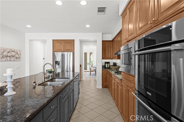 Detail Gallery Image 23 of 65 For 26865 Grey Pl, Stevenson Ranch,  CA 91381 - 5 Beds | 5 Baths