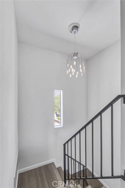 Detail Gallery Image 14 of 28 For 250 W Spazier Ave #209,  Burbank,  CA 91502 - 2 Beds | 2/1 Baths