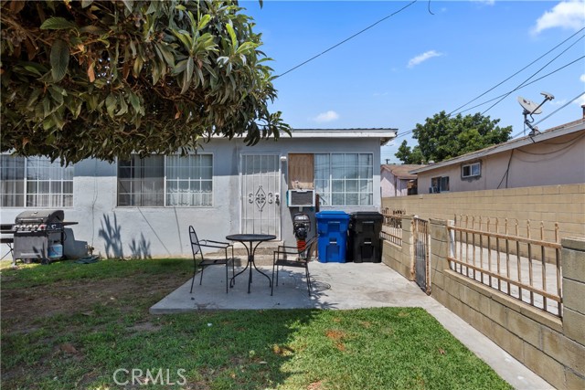 Detail Gallery Image 13 of 34 For 8225 2nd St, Paramount,  CA 90723 - – Beds | – Baths
