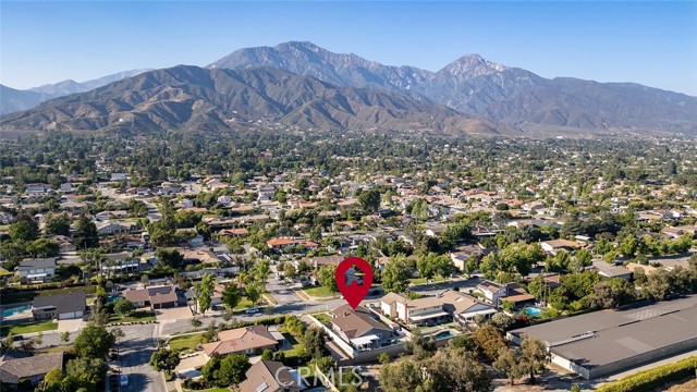 1092 Deborah Street, Upland CA: https://media.crmls.org/medias/6d683601-b21e-4955-8e9e-632eb63813f2.jpg