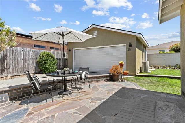 1742 253rd Street, Lomita CA: https://media.crmls.org/medias/6d687837-9ea0-4f9d-b26f-d332547a1e9e.jpg