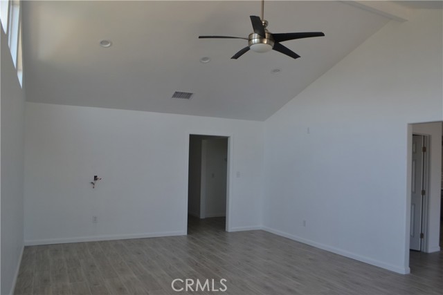 Detail Gallery Image 4 of 14 For 22885 Betty Rd #2,  Perris,  CA 92570 - 4 Beds | 2 Baths