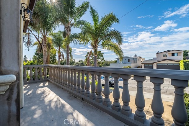 516 Penn, El Segundo CA: https://media.crmls.org/medias/6d68b571-04b8-41fc-b3a6-7c9370effad2.jpg