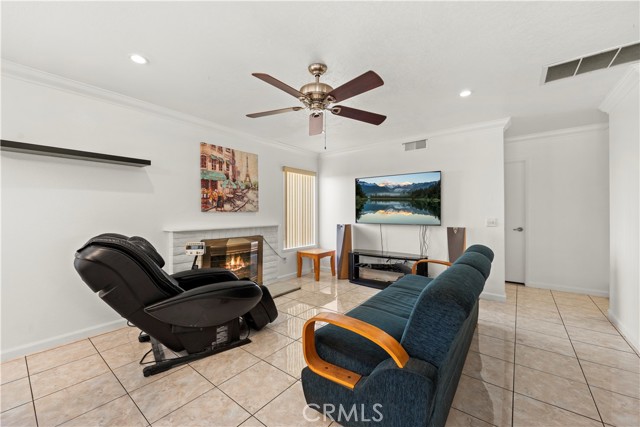 Detail Gallery Image 19 of 51 For 12446 Chestnut, Chino,  CA 91710 - 4 Beds | 2/1 Baths