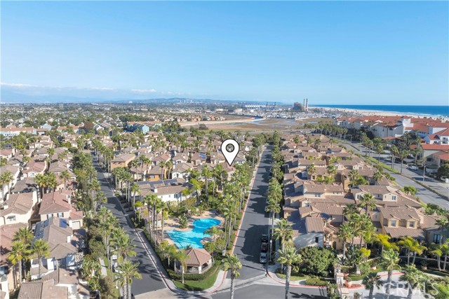 Detail Gallery Image 59 of 61 For 21331 Balerma Ln, Huntington Beach,  CA 92648 - 4 Beds | 3/1 Baths