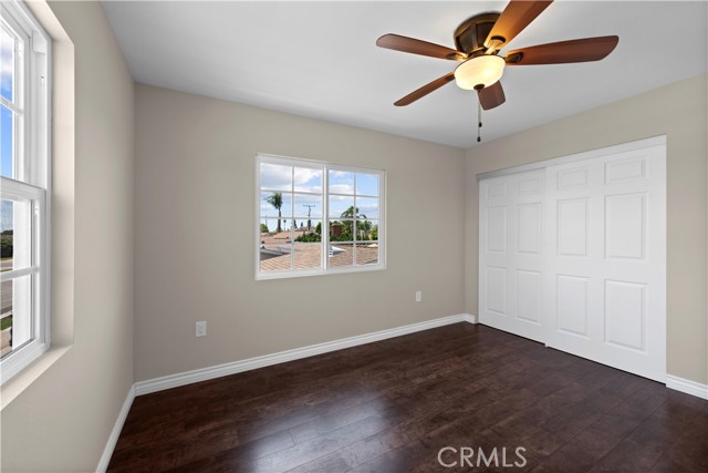 15291 Newcastle Lane, Huntington Beach CA: https://media.crmls.org/medias/6d6a5f65-2416-48c1-9544-ecacd852a560.jpg