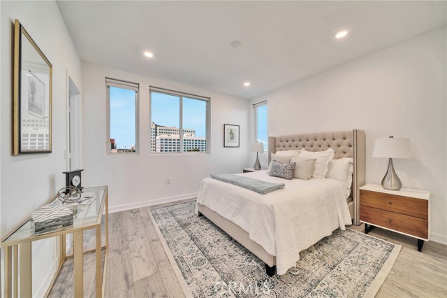 Detail Gallery Image 14 of 32 For 273 W 8th St, San Pedro,  CA 90731 - 4 Beds | 3/1 Baths