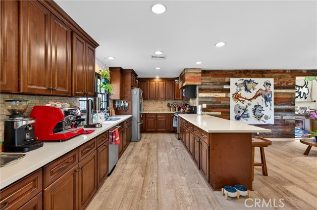 Detail Gallery Image 19 of 75 For 5526 Fulton, Sherman Oaks,  CA 91401 - 3 Beds | 3 Baths