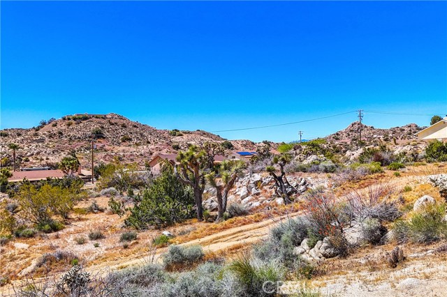 Detail Gallery Image 42 of 64 For 5816 Buena Suerte Rd, Yucca Valley,  CA 92284 - 3 Beds | 2 Baths