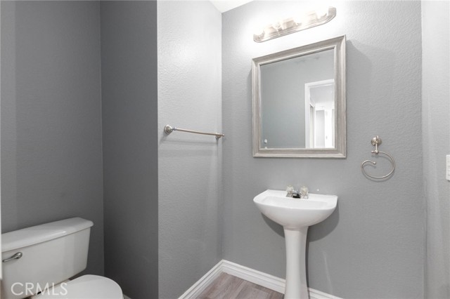 Detail Gallery Image 8 of 28 For 19596 Brisbane, Riverside,  CA 92508 - 3 Beds | 2/1 Baths