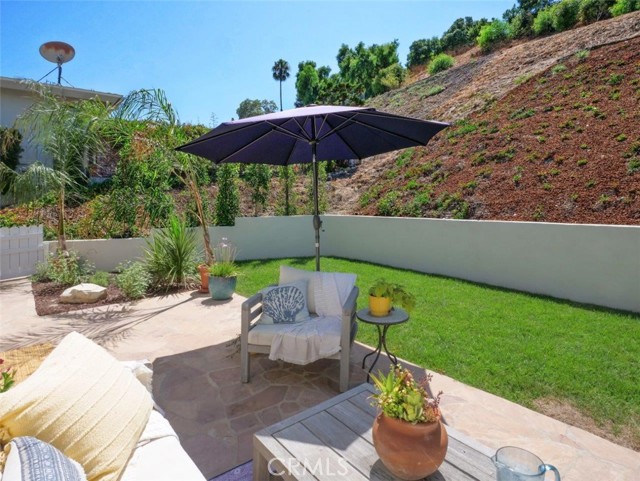 Flagstone Patio, Garden and Lawn