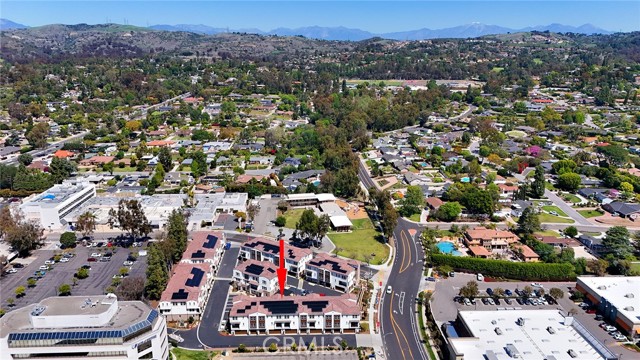 9831 La Serna Drive, Whittier CA: https://media.crmls.org/medias/6d6c9649-41bc-44dd-93cf-4b3b54f92053.jpg