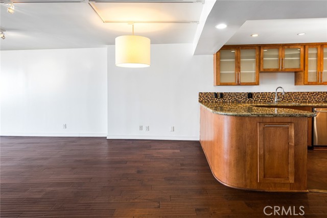 Detail Gallery Image 15 of 39 For 4316 Marina City Dr #631,  Marina Del Rey,  CA 90292 - 2 Beds | 2 Baths