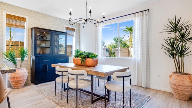 Detail Gallery Image 10 of 26 For 65247 Avenida De Paz, Desert Hot Springs,  CA 92240 - 5 Beds | 3 Baths