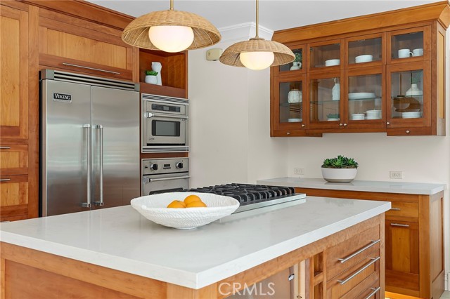 Image 24 of 73 For 4972 Park  