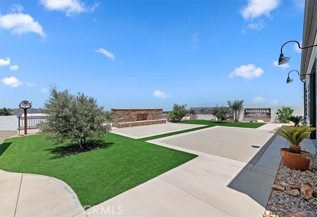 16850 Nandina Avenue, Riverside CA: https://media.crmls.org/medias/6d6ec649-e343-4ca0-b6ce-f3e14c28eeb5.jpg