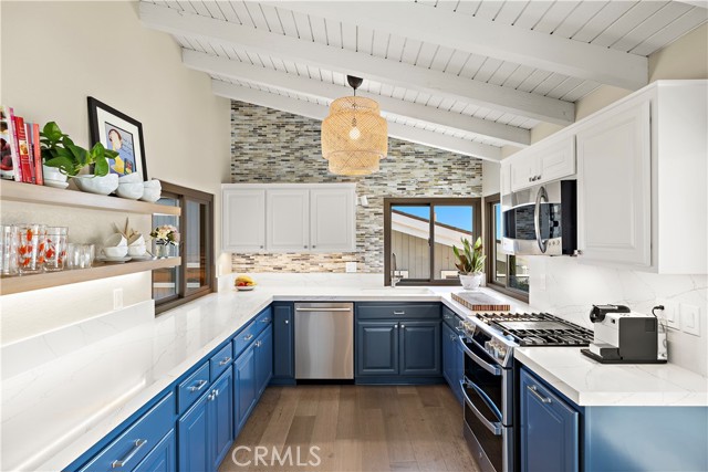 33942 Pequito Drive, Dana Point CA: https://media.crmls.org/medias/6d6fa33c-c66a-4469-b99f-622955ba194f.jpg