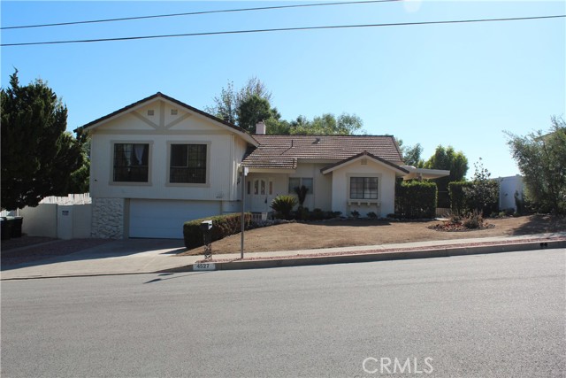 Front Image Thumbnail for CRSR26077665