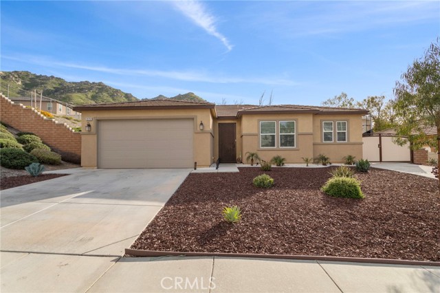 Detail Gallery Image 1 of 36 For 20793 Spring Mountain Rd, Riverside,  CA 92507 - 4 Beds | 2 Baths