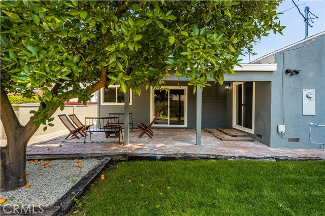 17216 Lorne Street, Van Nuys CA: https://media.crmls.org/medias/6d70ed96-5e48-4eb3-b481-6663f6bf15cf.jpg