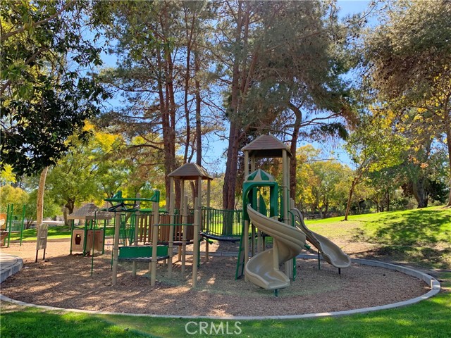 Detail Gallery Image 20 of 26 For 23445 El Reposa, Aliso Viejo,  CA 92656 - 3 Beds | 2 Baths