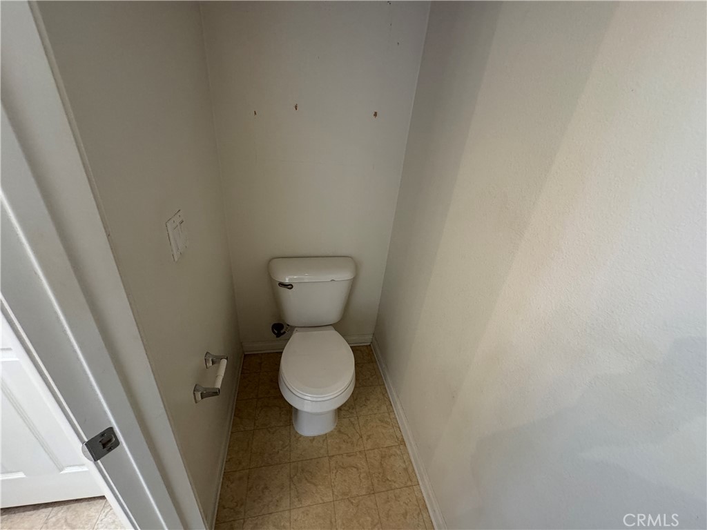 https://media.crmls.org/medias/6d72af83-5d6f-4a21-8313-113632f2d355.jpg?preset=X-Large