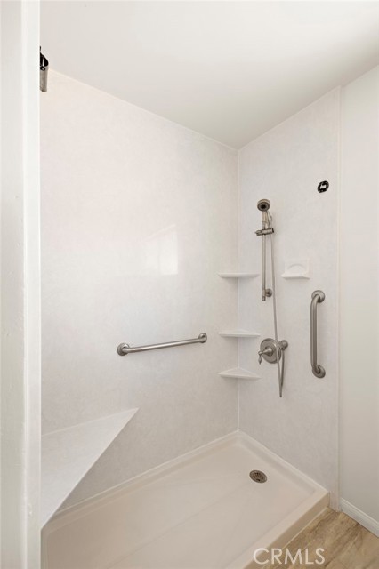 Detail Gallery Image 13 of 26 For 211 Trafalgar Ln, San Clemente,  CA 92672 - 2 Beds | 1 Baths