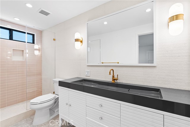 Detail Gallery Image 20 of 37 For 1817 W Bay Ave a,  Newport Beach,  CA 92663 - 2 Beds | 2/1 Baths