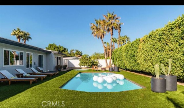 1874 N Los Alamos Road, Palm Springs CA: https://media.crmls.org/medias/6d7495dc-d58a-450c-a71f-8f5d51e9a50b.jpg