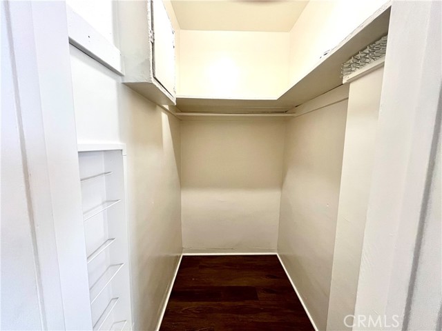 271 S Spalding Drive, Beverly Hills CA: https://media.crmls.org/medias/6d74ac53-2139-4ae2-9ff9-02467d3b65a9.jpg