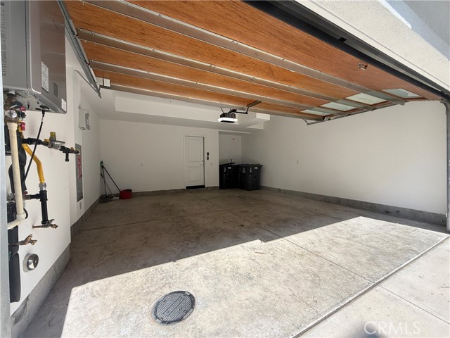 1118 W Bushell Street, Anaheim CA: https://media.crmls.org/medias/6d74b14f-7b50-4bfc-a58d-5685d204b773.jpg