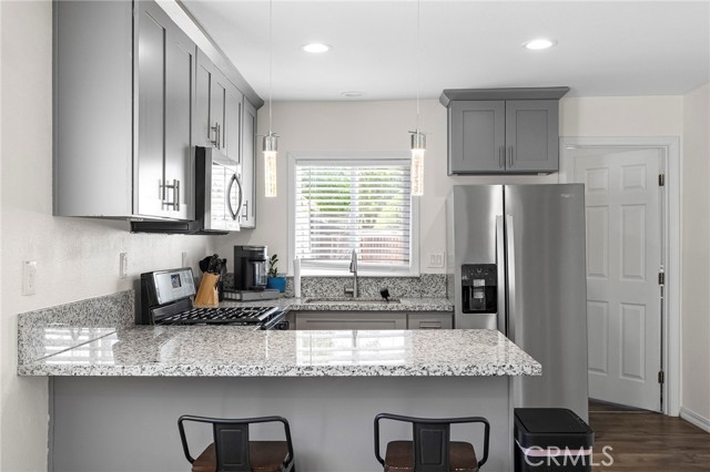 Detail Gallery Image 4 of 35 For 1322 Guill St, Chico,  CA 95928 - 2 Beds | 1 Baths