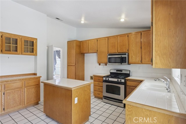 Detail Gallery Image 15 of 42 For 25561 Dorval Ct, Menifee,  CA 92584 - 3 Beds | 2 Baths