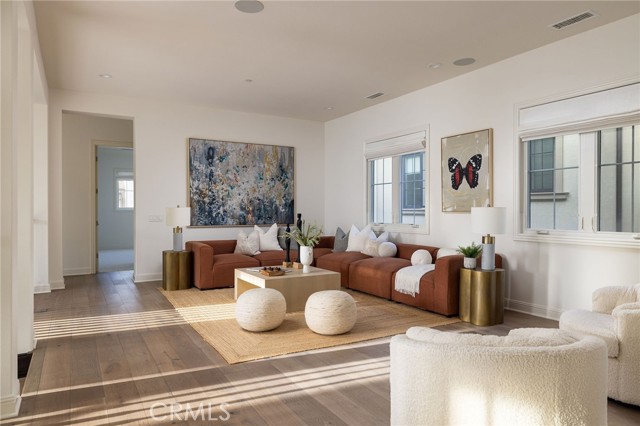 Detail Gallery Image 30 of 42 For 114 Great Oak, Irvine,  CA 92602 - 5 Beds | 5/1 Baths