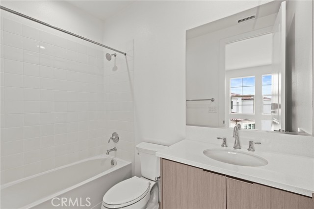 29961 W Corte Temprano, Valencia CA: https://media.crmls.org/medias/6d7655a7-f181-4741-b33c-d72e180634ba.jpg