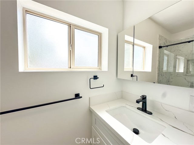 Detail Gallery Image 14 of 22 For 3610 Whiteside St, Los Angeles,  CA 90063 - 3 Beds | 1 Baths