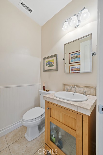 Detail Gallery Image 33 of 45 For 334 Locust St #2,  Laguna Beach,  CA 92651 - 3 Beds | 2/1 Baths