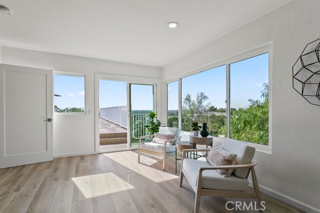 1101 Kenwood Place, Fullerton CA: https://media.crmls.org/medias/6d784b48-def9-4eed-91e5-4bf2c50f00ac.jpg