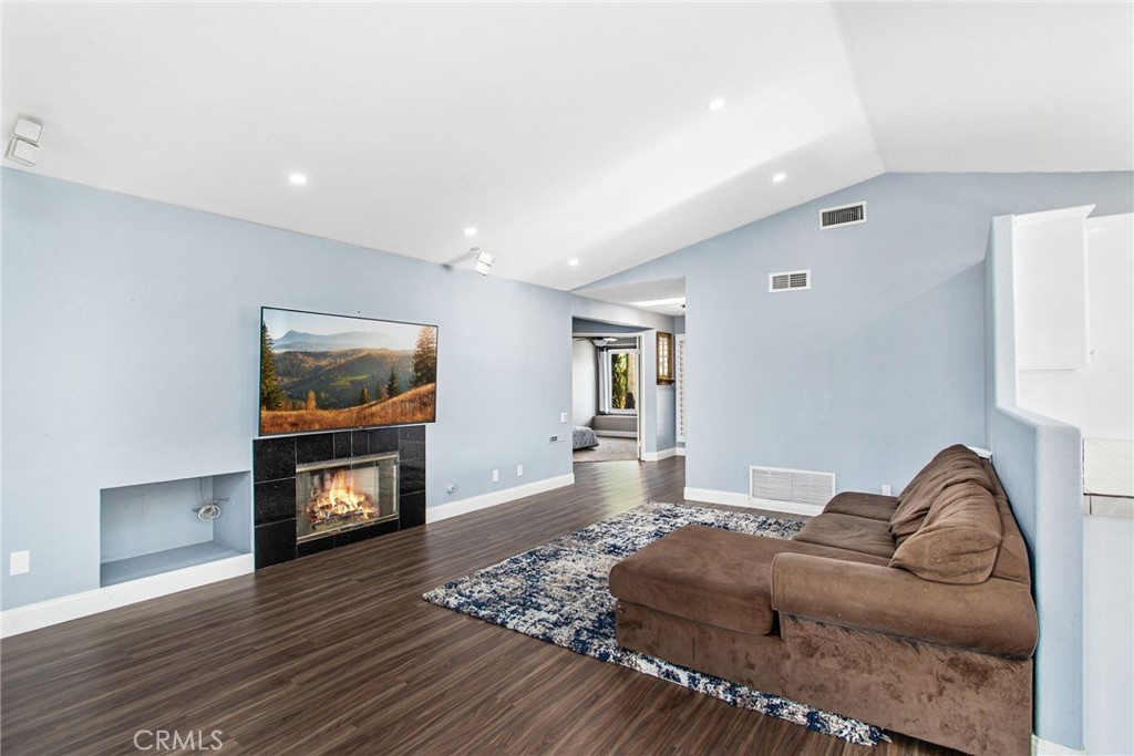 MLS #SW25262593 image #6