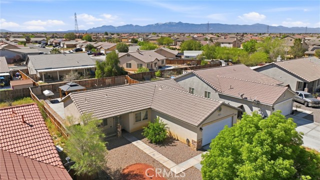Detail Gallery Image 2 of 41 For 11735 Star, Adelanto,  CA 92301 - 3 Beds | 2 Baths