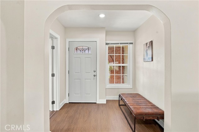 18745 Sunburst Street photo 4