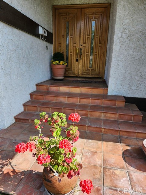 Detail Gallery Image 5 of 42 For 17456 Hiawatha St, Granada Hills,  CA 91344 - 4 Beds | 2/1 Baths