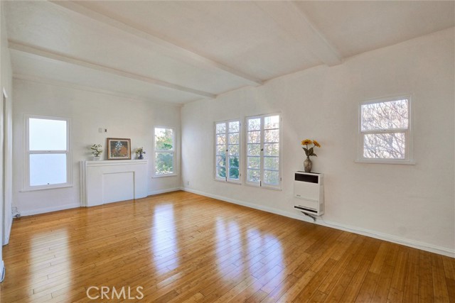 Detail Gallery Image 8 of 28 For 124 S Elm Dr #5,  Beverly Hills,  CA 90212 - 1 Beds | 1 Baths