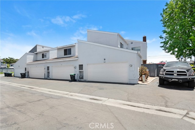 623 Lakeview Lane, Costa Mesa CA: https://media.crmls.org/medias/6d79d3aa-bf19-497c-9dfd-1f496a4a272e.jpg