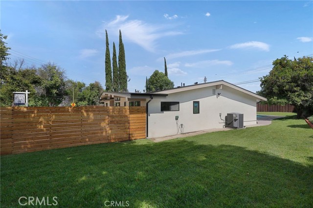 23616 Mariano Street, Woodland Hills CA: https://media.crmls.org/medias/6d7a66f0-4000-45ca-aeaa-d832c23df991.jpg