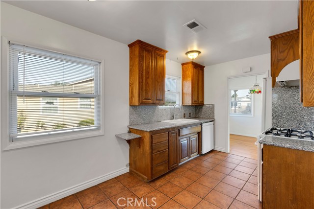 3242 Heglis Avenue, Rosemead CA: https://media.crmls.org/medias/6d7a7a9d-59f0-4280-ae63-cd7800585609.jpg