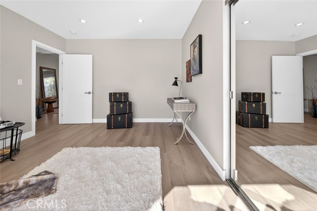 Detail Gallery Image 13 of 44 For 6820 Jellico Ave, Lake Balboa,  CA 91406 - 3 Beds | 2 Baths