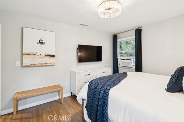 242 San Rafael Avenue, Santa Barbara CA: https://media.crmls.org/medias/6d7b58b9-b093-453c-8a87-9aa76c21bc85.jpg