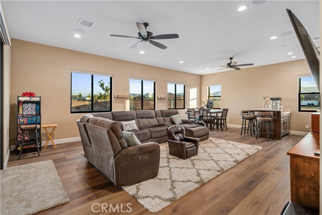 Detail Gallery Image 29 of 75 For 40158 25th St W, Palmdale,  CA 93551 - 5 Beds | 4/1 Baths